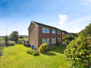 Rear & Side Gardens- click for photo gallery